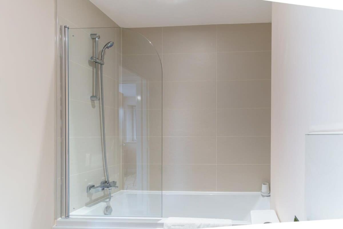 Fantastic 1 Bed Flat Manchester - Sleeps 3 Eksteriør billede